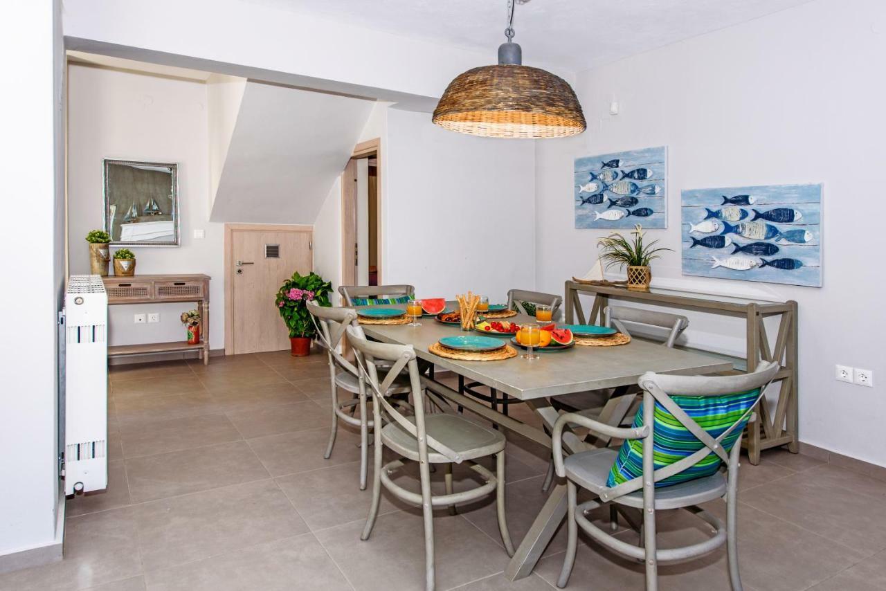 Villa Ellie - Heated Pool, Playground, Garden & Bbq! Vederoi Exterior photo
